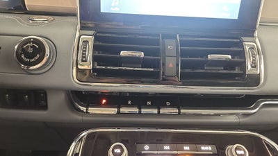 2018 Lincoln Navigator Black Label