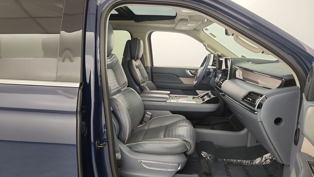 2018 Lincoln Navigator Black Label