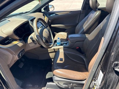 2015 Lincoln MKC Base