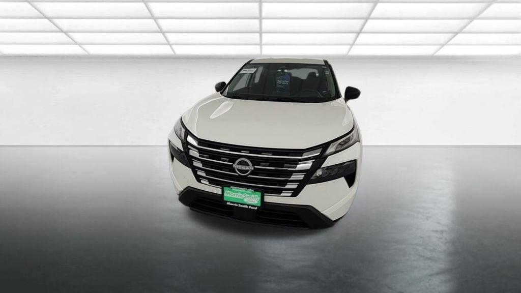 Used 2024 Nissan Rogue S with VIN 5N1BT3AB2RC673915 for sale in Kansas City