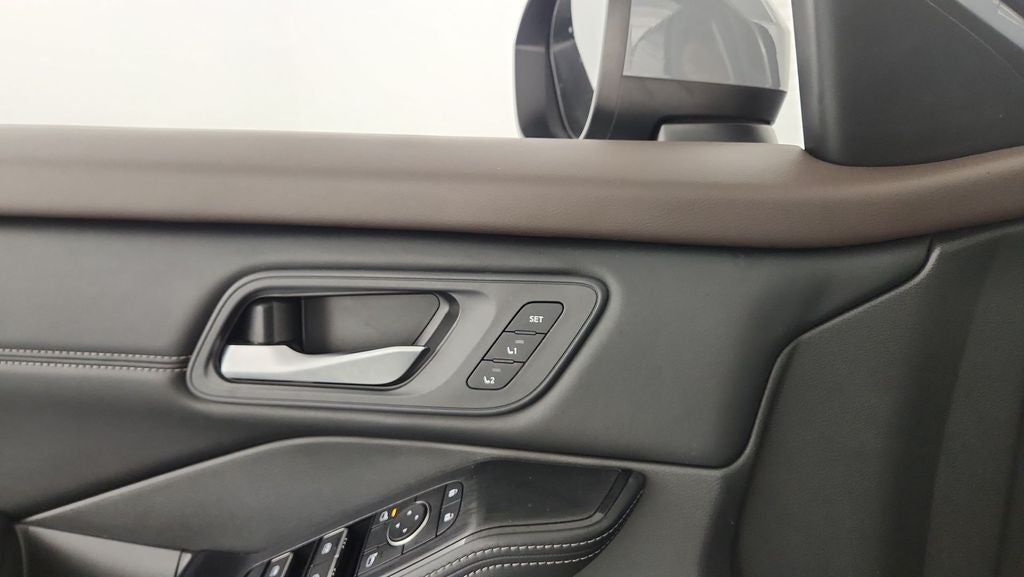 2023 Nissan Rogue SL SL