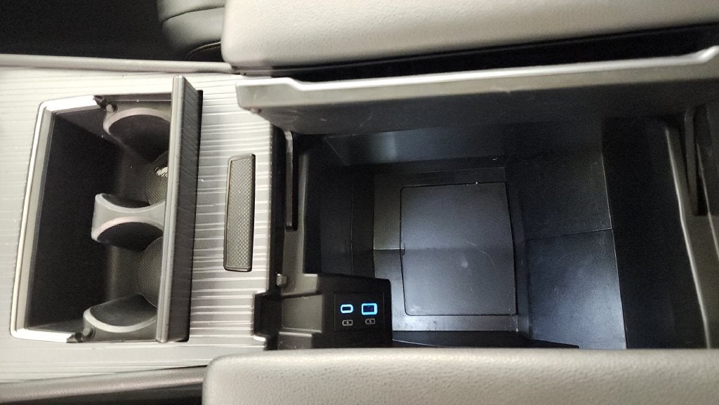2021 Toyota Sienna XSE 7 Passenger