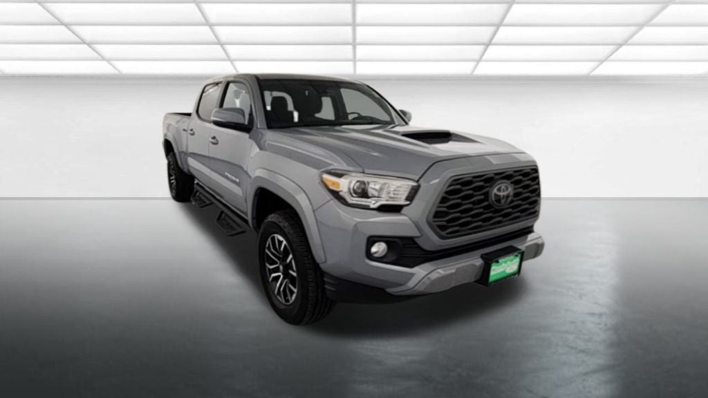 Used 2021 Toyota Tacoma TRD Sport with VIN 5TFDZ5BN6MX057068 for sale in Kansas City