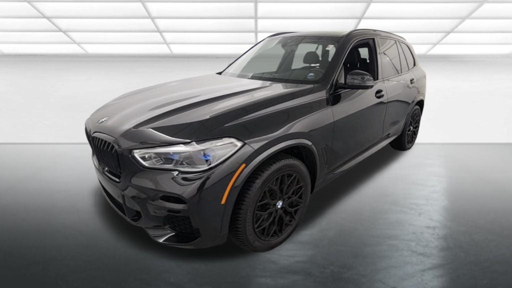 Used 2022 BMW X5 M50i with VIN 5UXJU4C01N9J38157 for sale in Kansas City