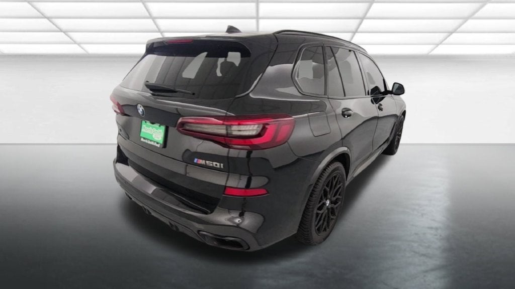 2022 BMW X5 M50i
