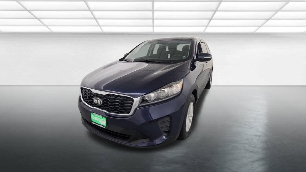 Used 2019 Kia Sorento LX with VIN 5XYPGDA59KG552749 for sale in Kansas City