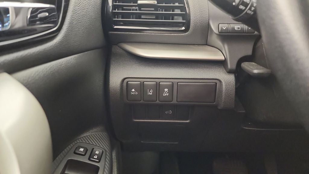 2024 Mitsubishi Eclipse Cross SE