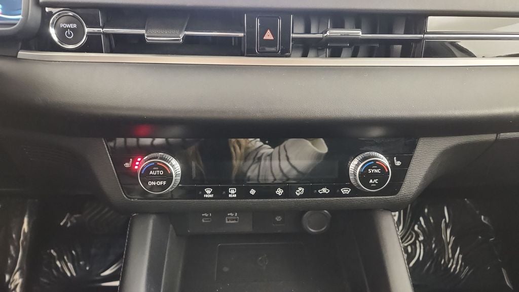 2024 Mitsubishi Outlander PHEV SE