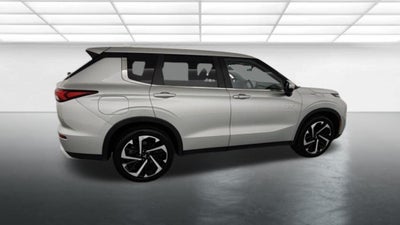 2024 Mitsubishi Outlander PHEV SE