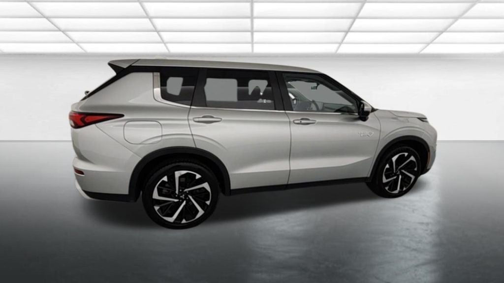 2024 Mitsubishi Outlander PHEV SE