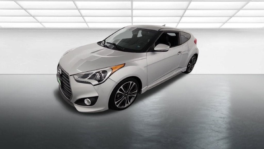 Used 2016 Hyundai Veloster Base with VIN KMHTC6AE9GU260879 for sale in Leavenworth, KS