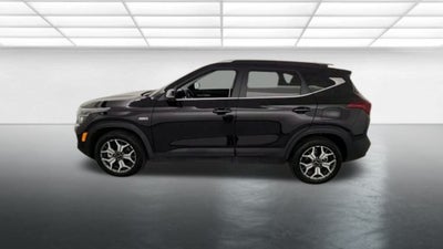 2023 Kia Seltos EX