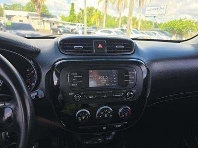 2016 Kia Soul Exclaim