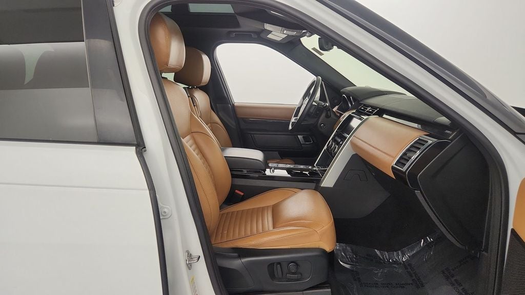 2017 Land Rover Discovery HSE Luxury