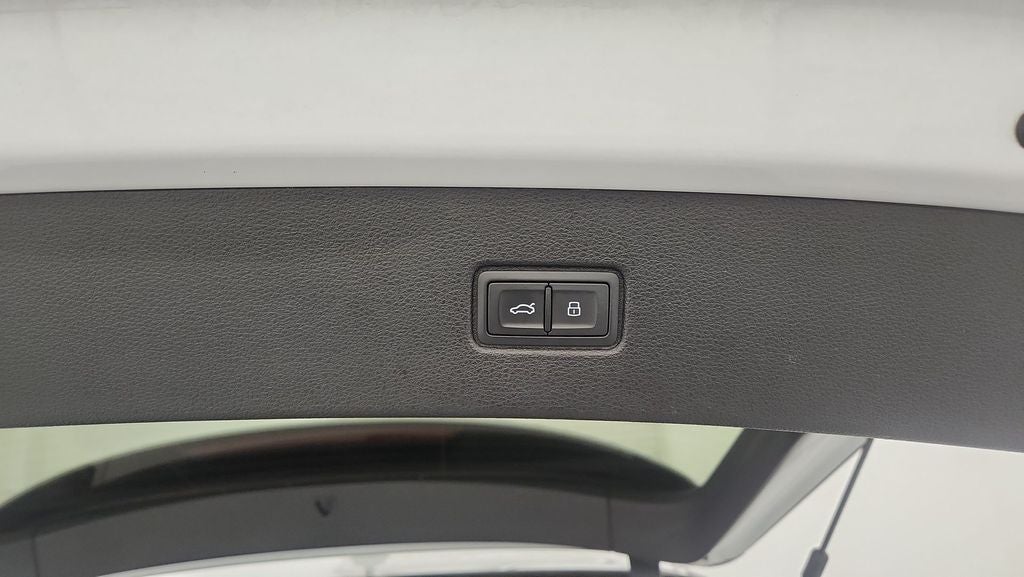 2023 Audi Q7 45 Premium Plus quattro