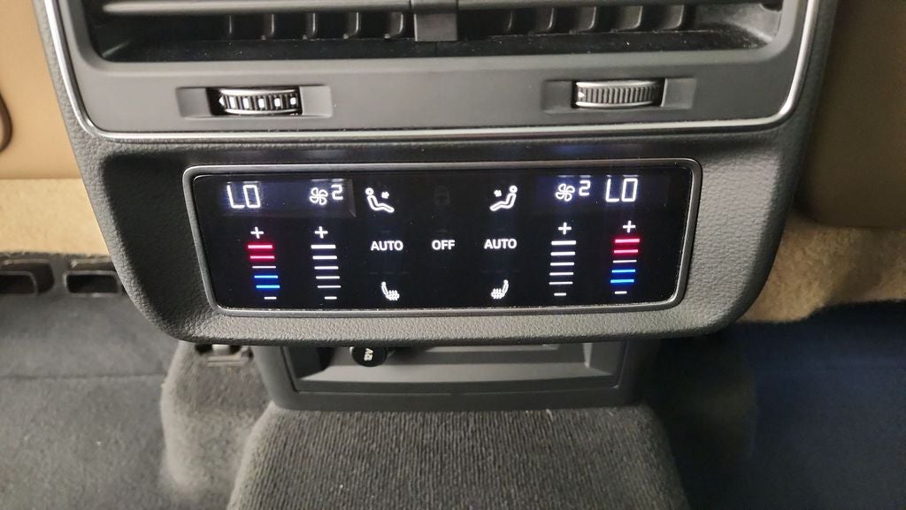 2023 Audi Q7 45 Premium Plus quattro