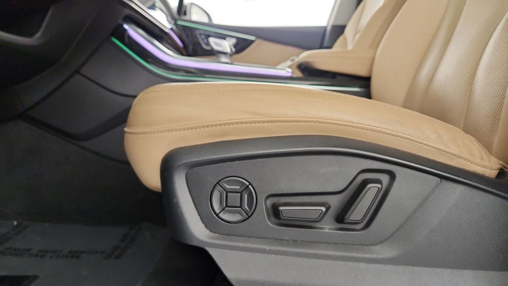 2023 Audi Q7 45 Premium Plus quattro