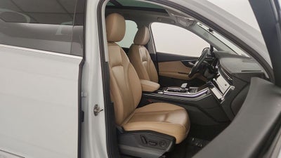 2023 Audi Q7 45 Premium Plus quattro