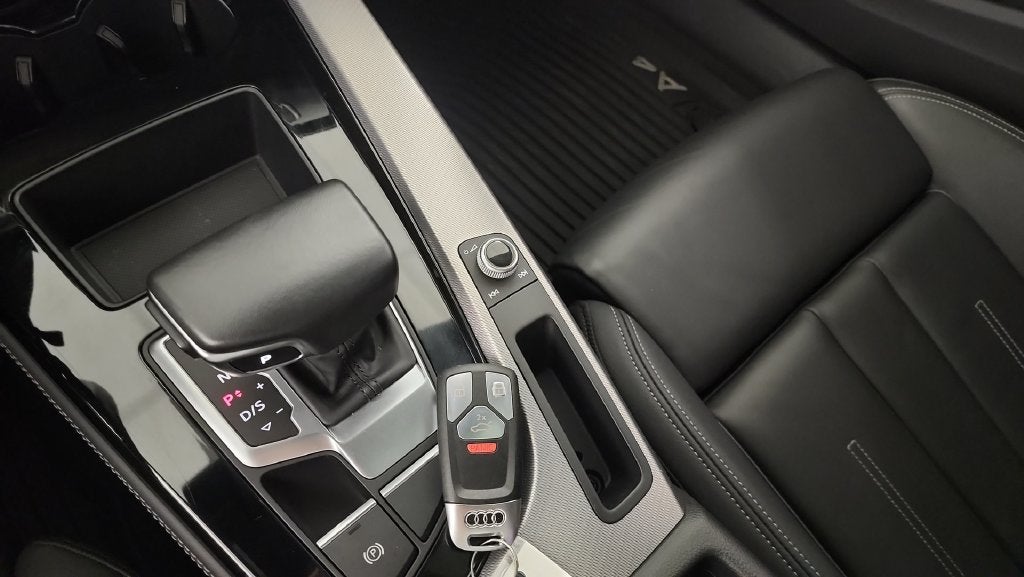 2023 Audi A4 45 S line Premium Plus quattro