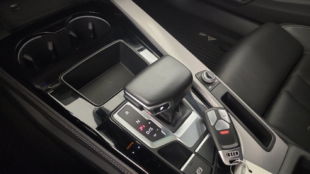 2023 Audi A4 45 S line Premium Plus quattro