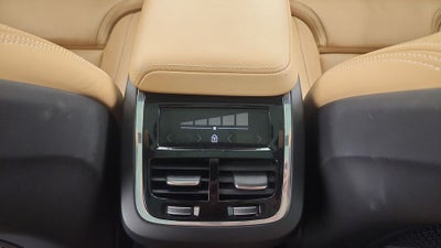 2022 Volvo XC60 B6 Inscription