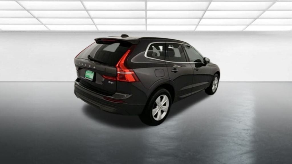 2022 Volvo XC60 B5 Momentum