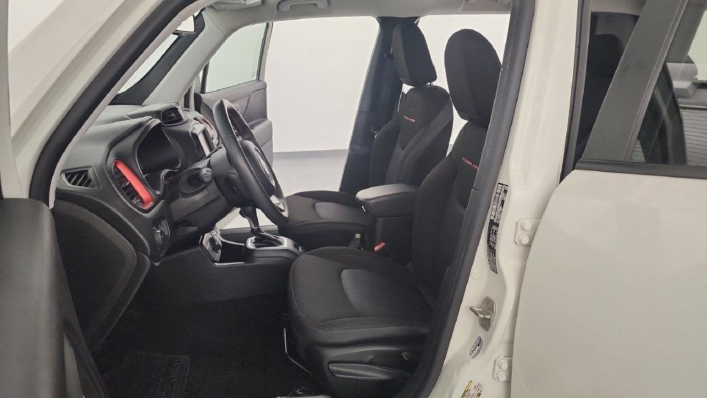 2023 Jeep Renegade Trailhawk