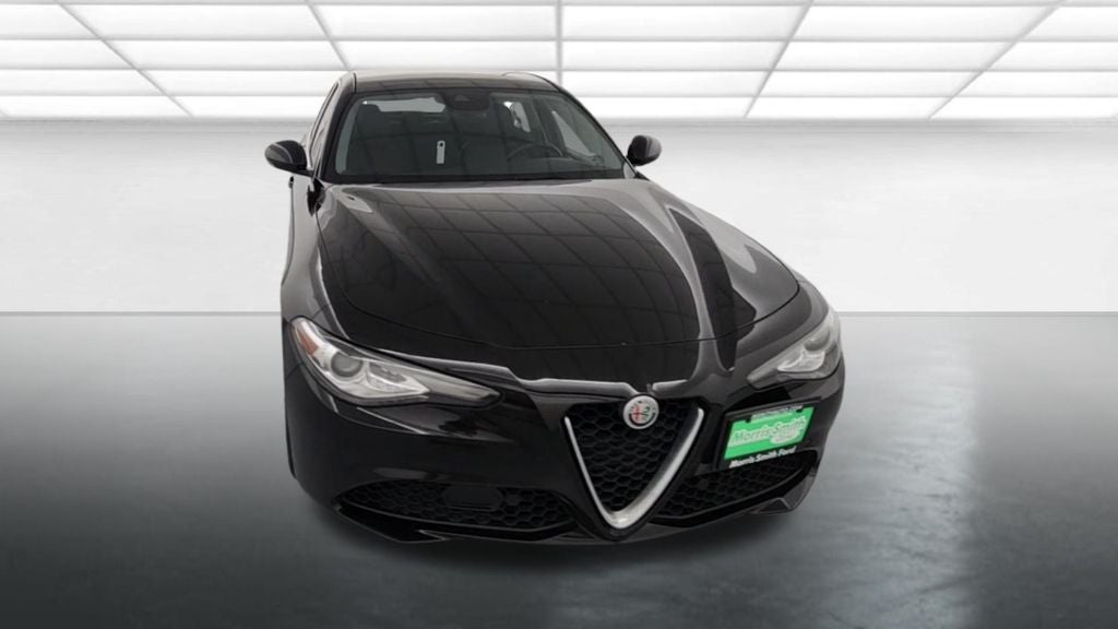 2017 Alfa Romeo Giulia Base