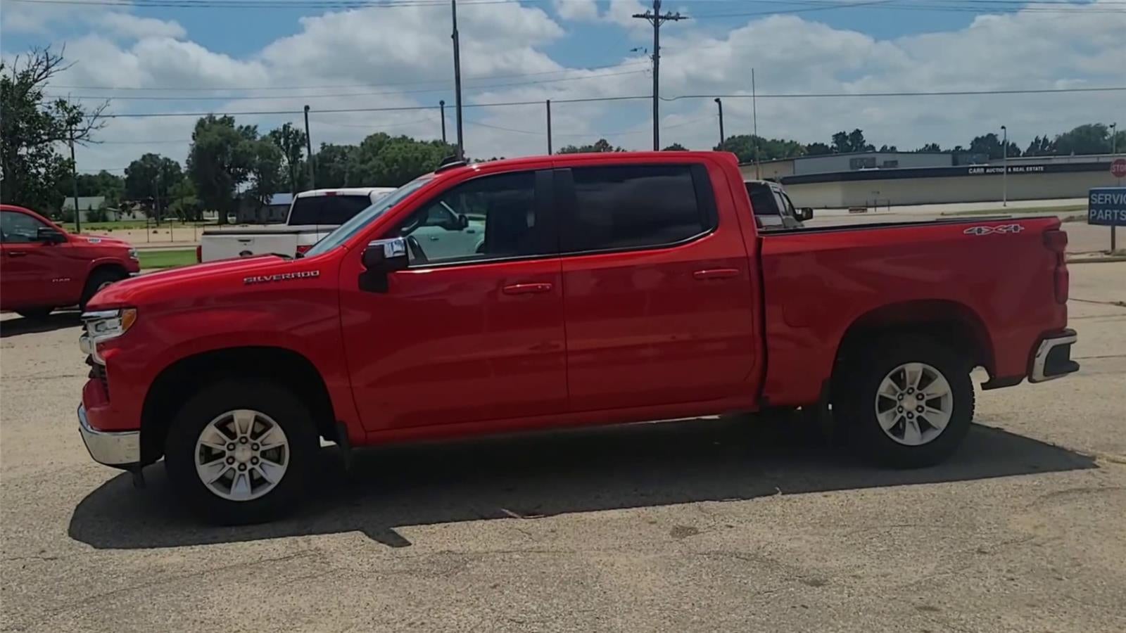2025 Chevrolet Silverado 1500 LT