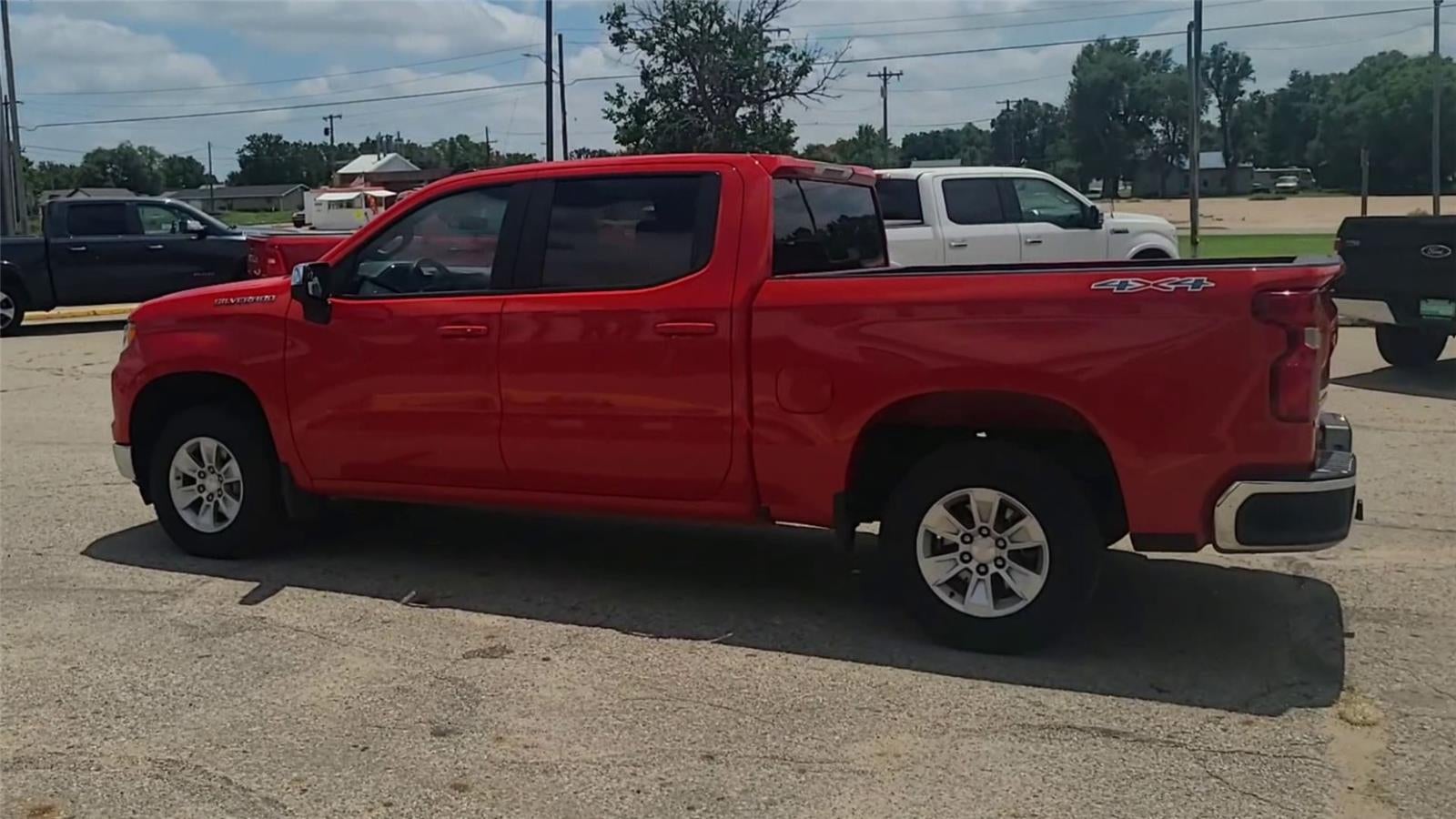 2025 Chevrolet Silverado 1500 LT