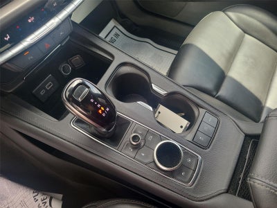 2024 Cadillac XT4 FWD Premium Luxury
