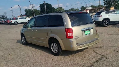 2010 Chrysler Town & Country Touring