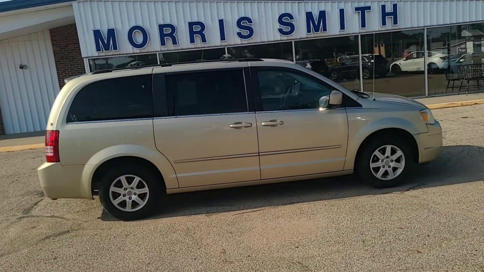 2010 Chrysler Town & Country Touring