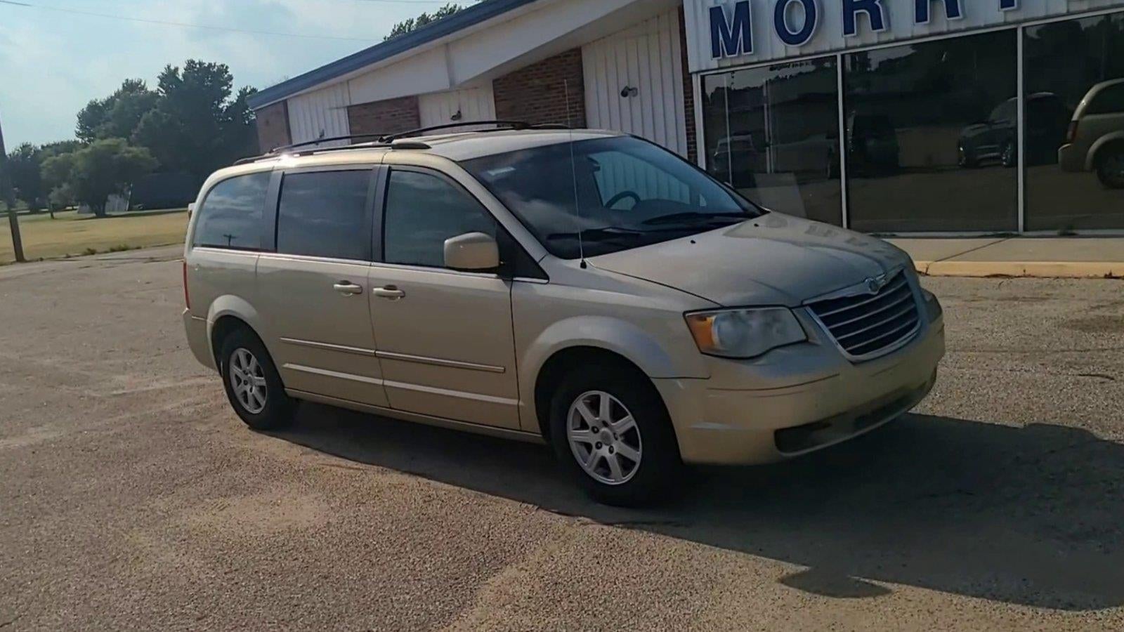 2010 Chrysler Town & Country Touring