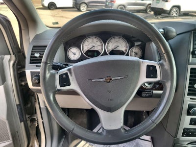 2010 Chrysler Town & Country Touring