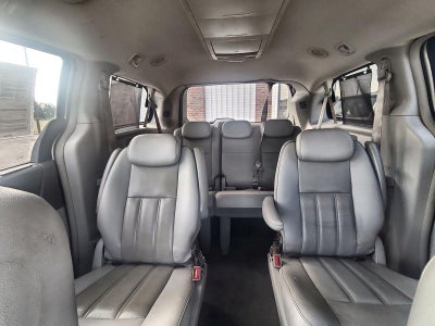 2010 Chrysler Town & Country Touring