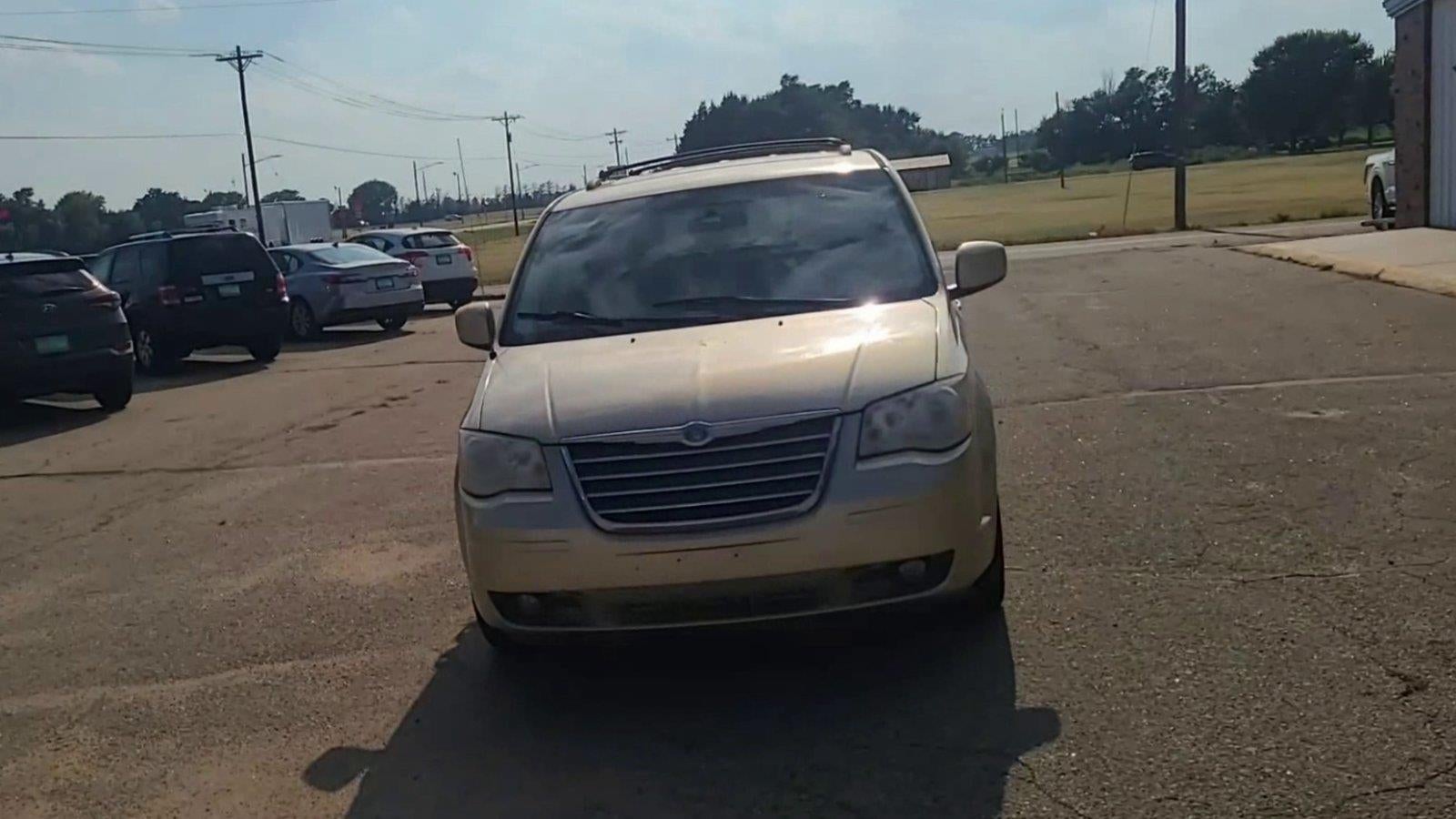 2010 Chrysler Town & Country Touring