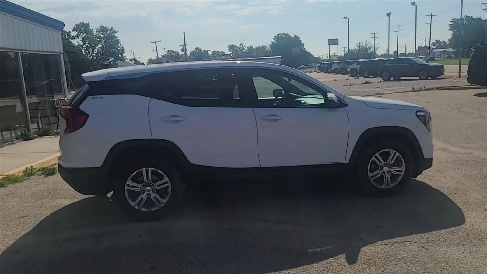 2024 GMC Terrain SLE