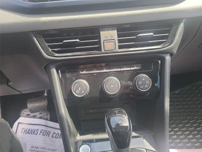 2023 Volkswagen Taos SE