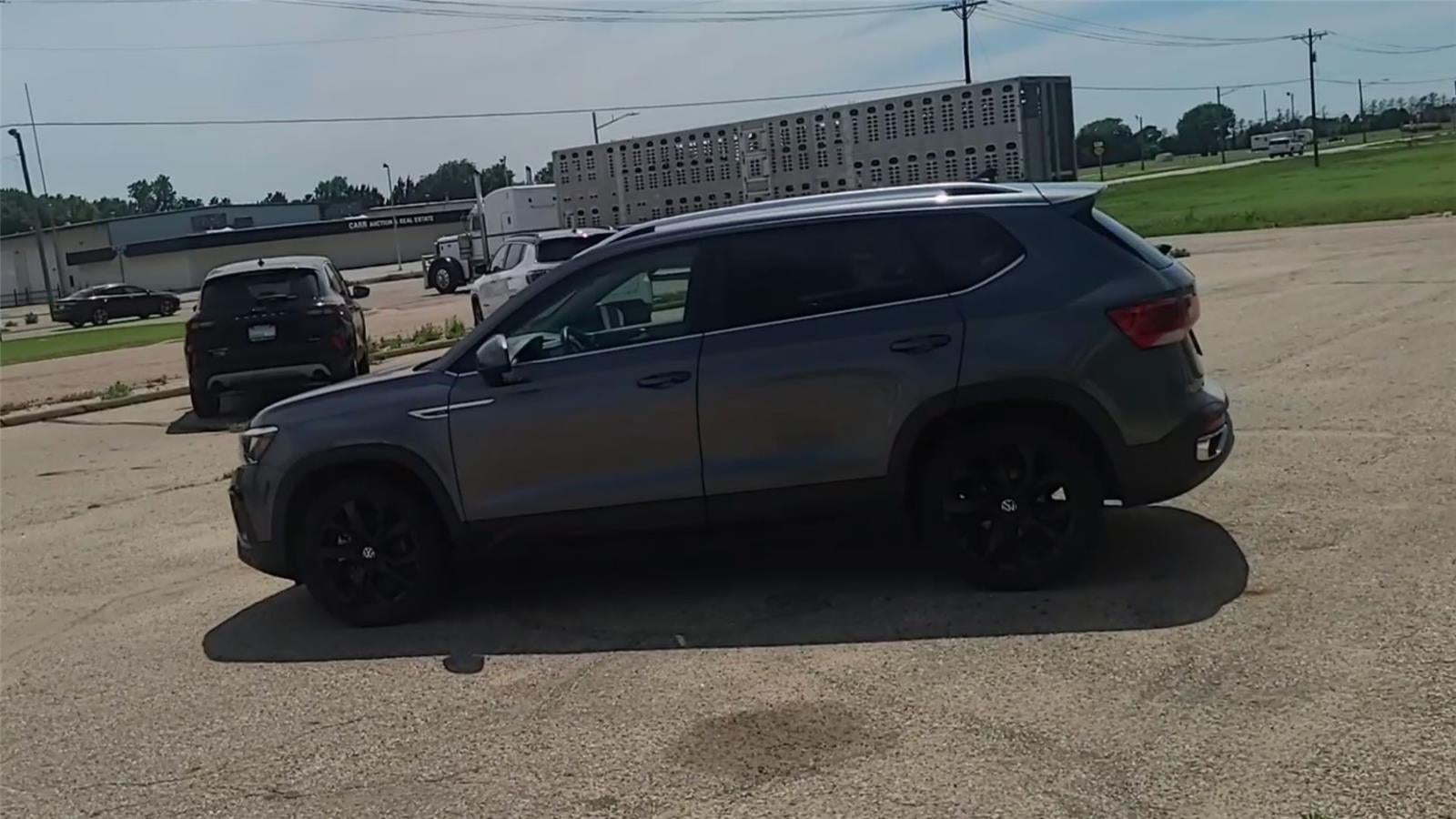 2023 Volkswagen Taos SE