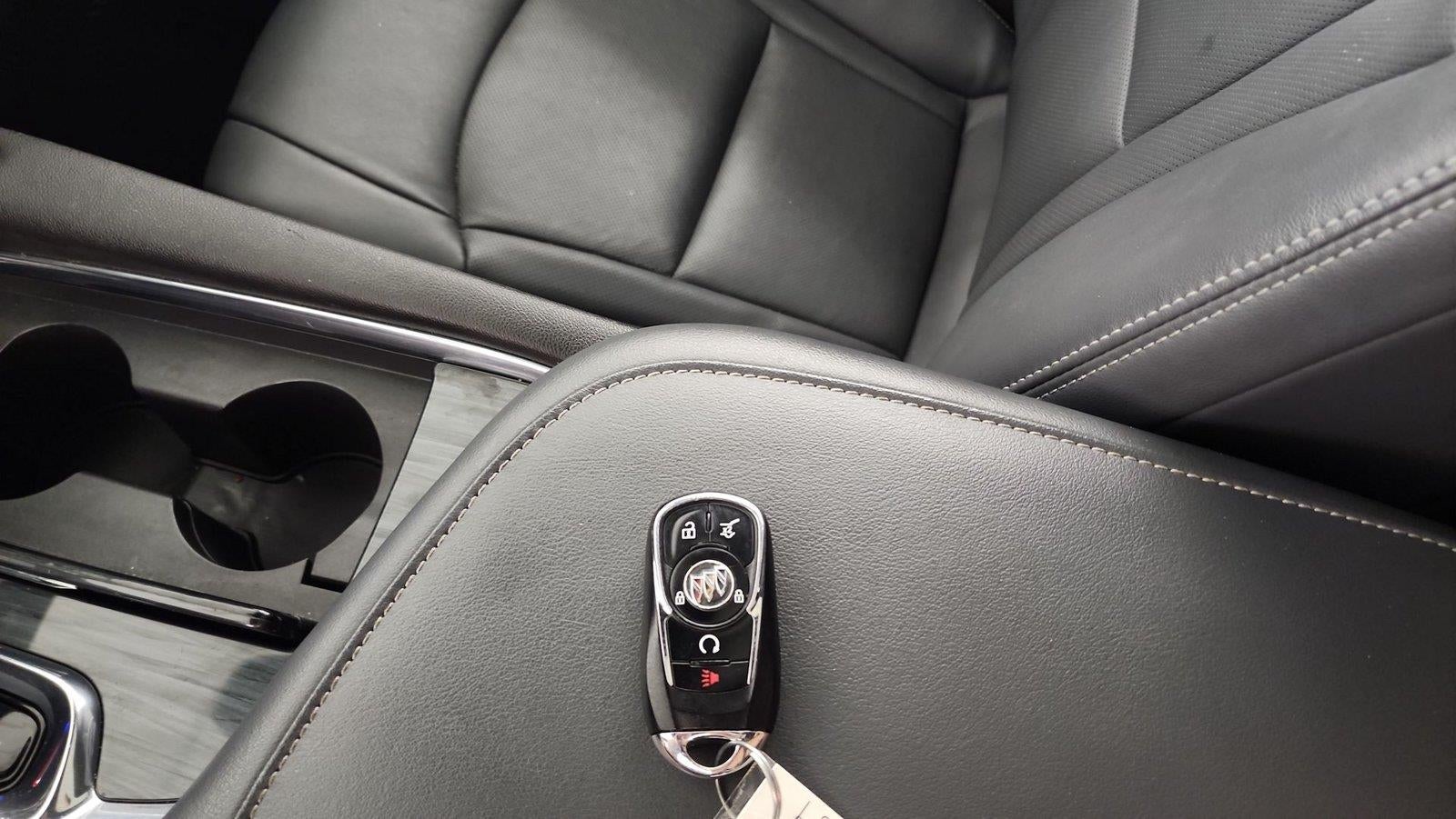 2023 Buick Enclave Essence