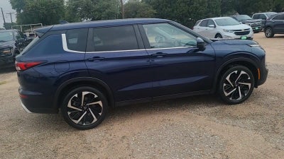 2024 Mitsubishi Outlander Base