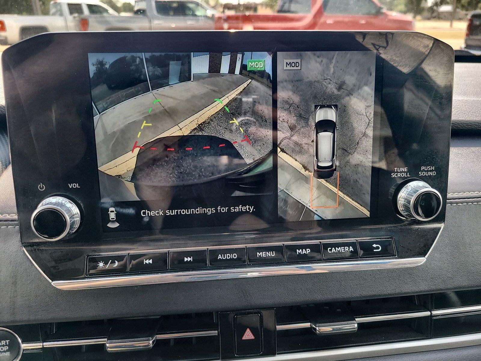 2024 Mitsubishi Outlander Base