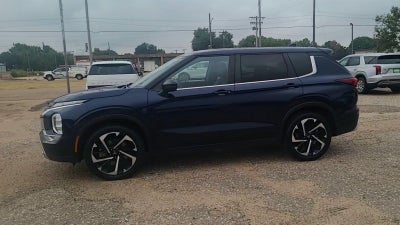 2024 Mitsubishi Outlander Base