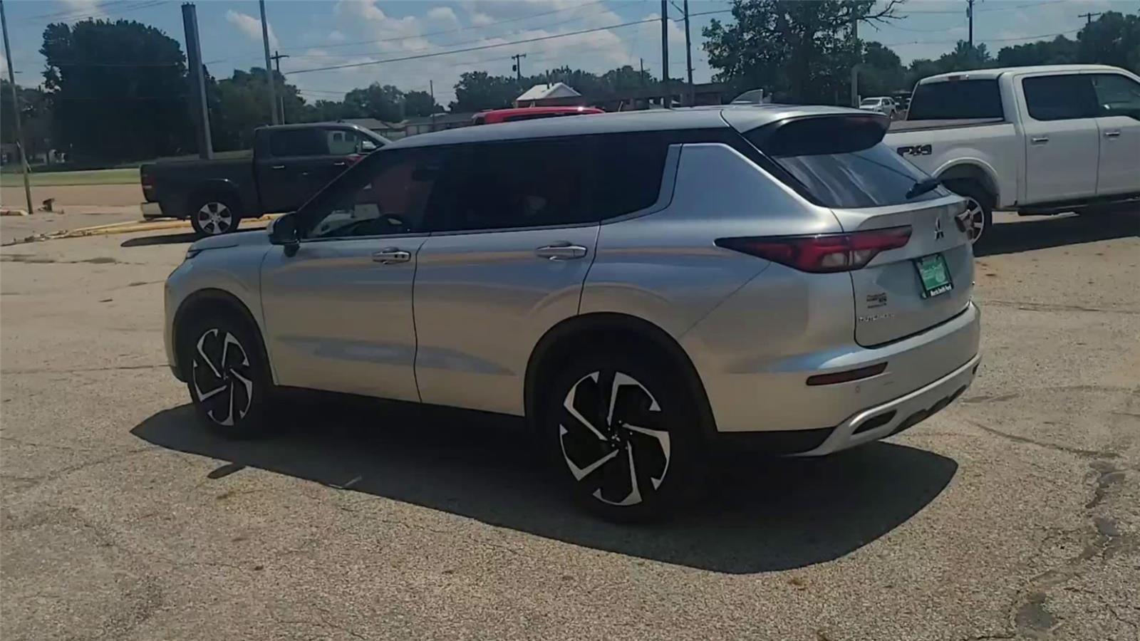 2024 Mitsubishi Outlander SE Ralliart