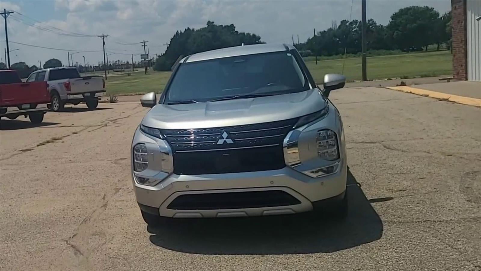 2024 Mitsubishi Outlander SE Ralliart